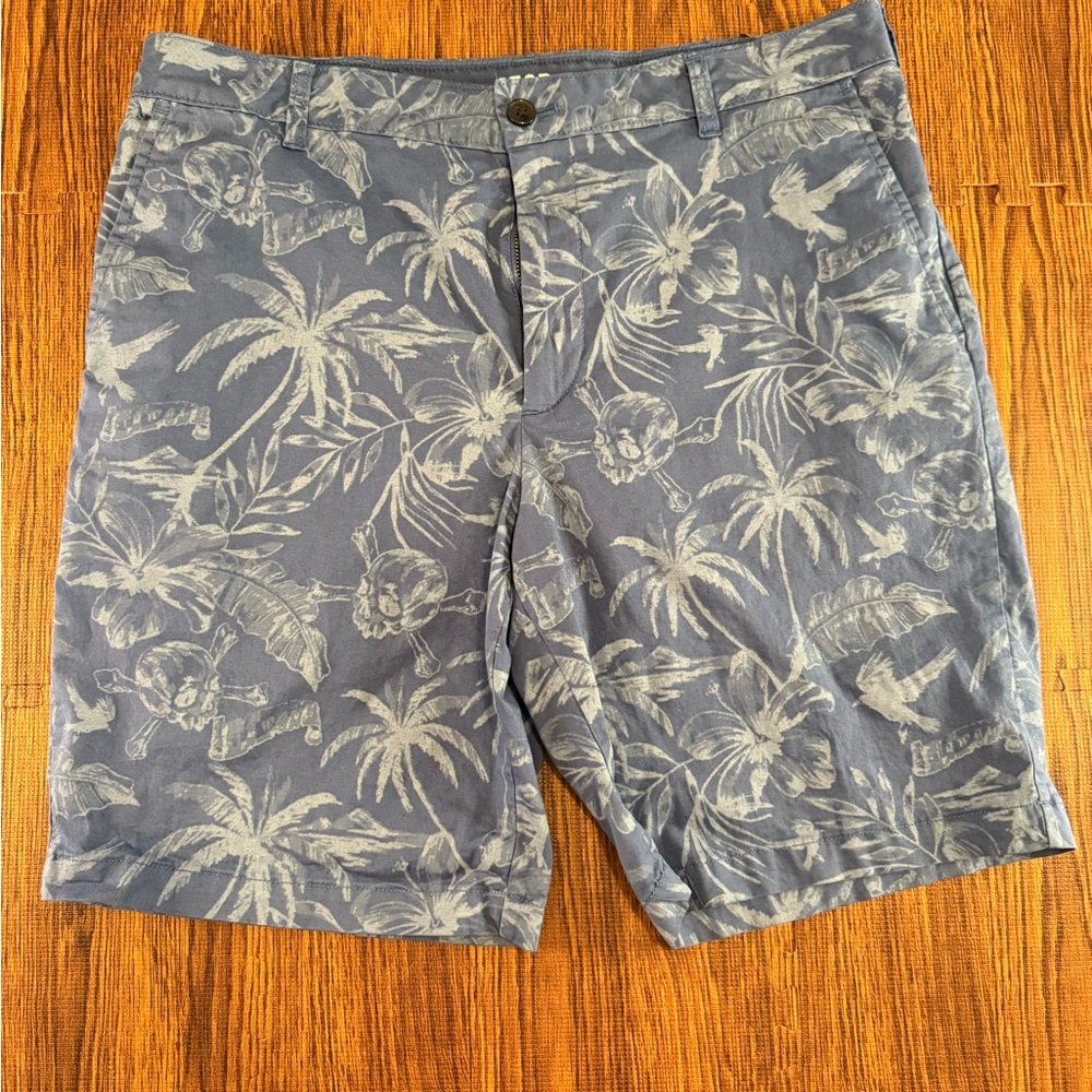 Izod Stretch Shorts in Dark Blue | Men’s | 33W